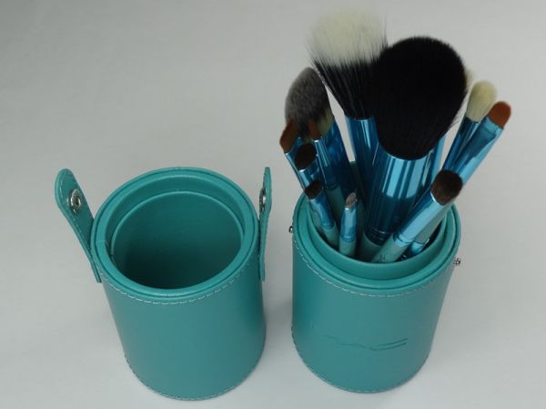 Kit 12 pincéis MAC case couro